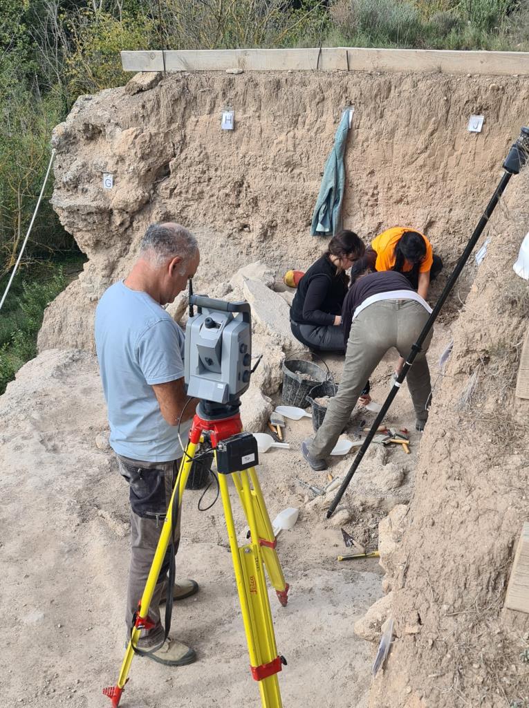 Arrenca una nova campanya d’excavació al jaciment de Cal Sitjo de Sant Martí de Tous. Ajt Sant Martí de Tous