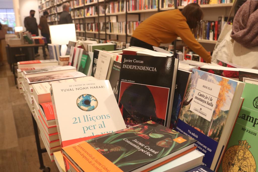 Cada hora es publiquen quatre llibres a Catalunya, un dels quals en català. ACN