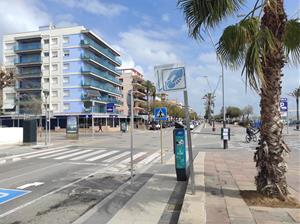 Calafell prorrogarà temporalment la tarifa de resident a la zona blava. Ajuntament de Calafell