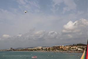 Calafell sobrevola les platges amb dron per avaluar l’eficàcia de les mesures de renaturalització