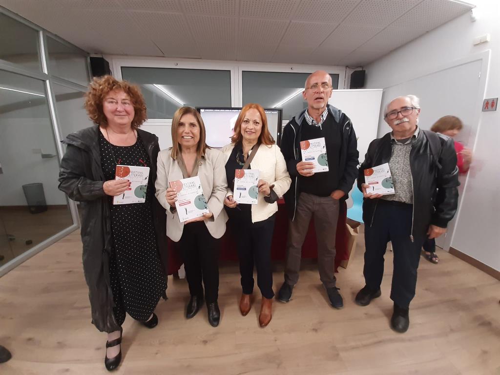 Canyelles presenta el llibre dels relats guanyadors i finalistes del III Certamen Literari. Ajuntament de Canyelles