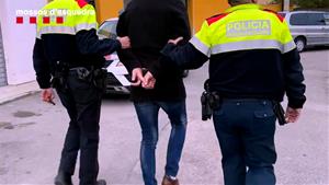 Cau un grup criminal responsable d'una onada de robatoris en cases del Catllar per les festes de Nadal. Mossos d'Esquadra