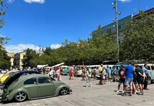 Celebració del 40è aniversari de l’Associació Amics del Volkswagen Catalunya a Vilafranca