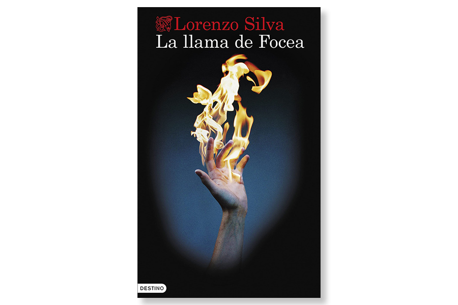 Coberta de 'La llama de Focea' de Lorenzo Silva. Eix