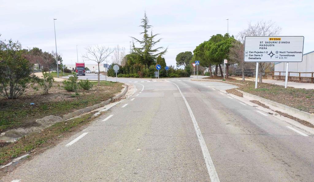 Comencen les obres de millora del pas de vianants de la rotonda de la ...