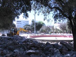 Comencen les obres de reforma dels jardins de Francesc Macià de Vilanova