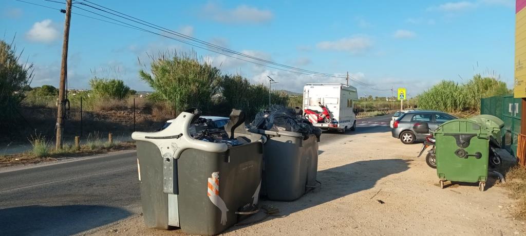 Denuncien l'estat de degradació de la zona de l'observatori de les madrigueres del Vendrell. Xarxa Vendrellenca