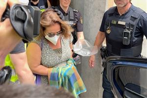 Detinguda l’alcaldessa de Sitges, Aurora Carbonell (ERC), en l’operatiu policial per prevaricació i malversació. ACN