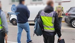 Detingut a Sitges un pederasta per agredir sexualment de diversos menors, amb sis víctimes identificades fins ara. EIX