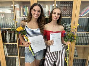 Dues alumnes de l’institut Eugeni d’Ors reben el Premi Extraordinari de Batxillerat de la Generalitat. EIX