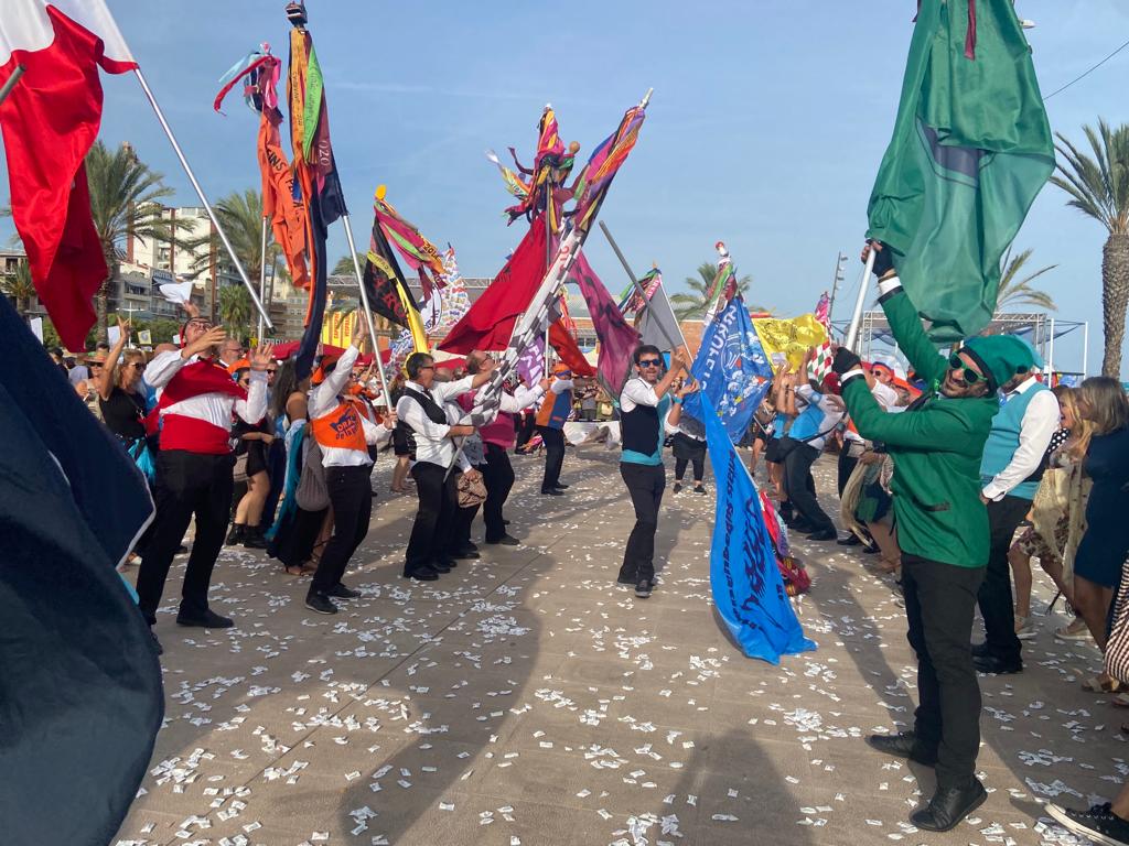 El carnaval de Vilanova es cola a la Copa Amèrica al ritme del Turuta. Ajuntament de Vilanova