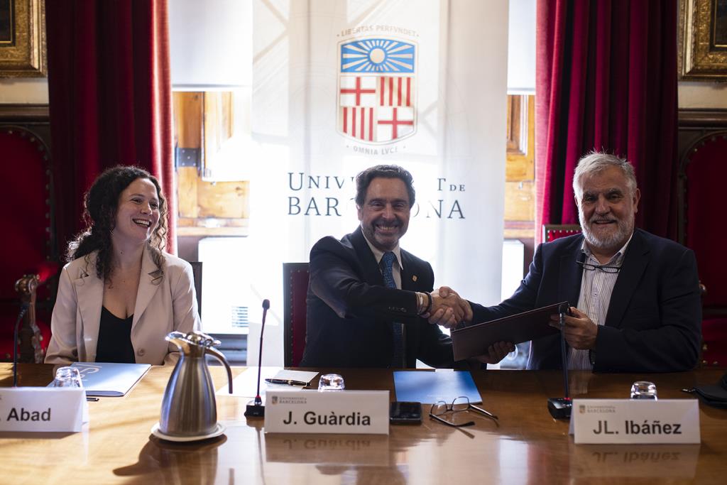 El Consorci Sanitari Alt Penedès-Garraf amplia la seva col·laboració amb la Universitat de Barcelona. CSAPG