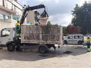El govern de Vilanova anuncien un reforç del servei de recollida d'escombraries durant els tres mesos d'estiu. Ajuntament de Vilanova