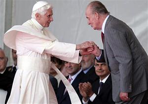 El Papa Benet XVI i Joan Carles I . ACN