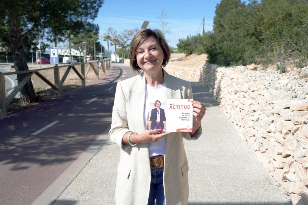 El PSC de Ribes i Les Roquetes presenta 76 compromisos en un programa electoral adaptat a les persones amb dificultats visuals . PSC