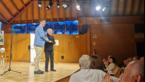 El Vendrell homenatja l'artista i polític Joan Descals