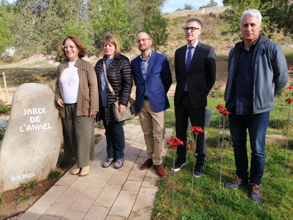 Els cementiris de Sitges i Cubelles incorporen una zona de dol perinatal . Ajuntament de Sitges