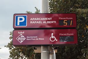 Entra en funcionament el nou aparcament públic sostenible de Sant Pere de Ribes
