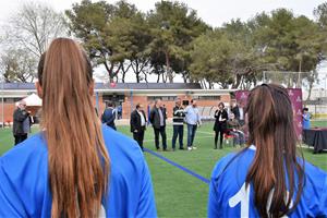 Exhibició de futbol femení per l'estrena de la nova gespa del camp de futbol de Ribes