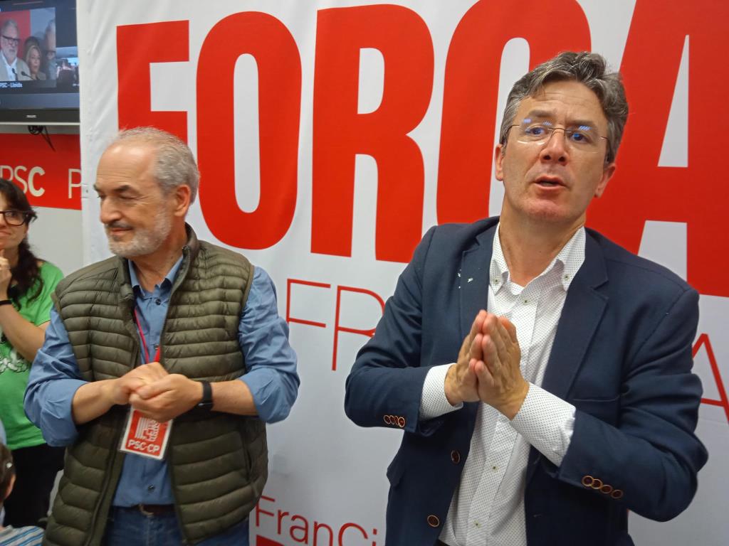 Francisco Romero reprèn la seva feina a la regidoria d'Urbanisme pensant ja en la legislatura a l'alcaldia. Ramon Filella