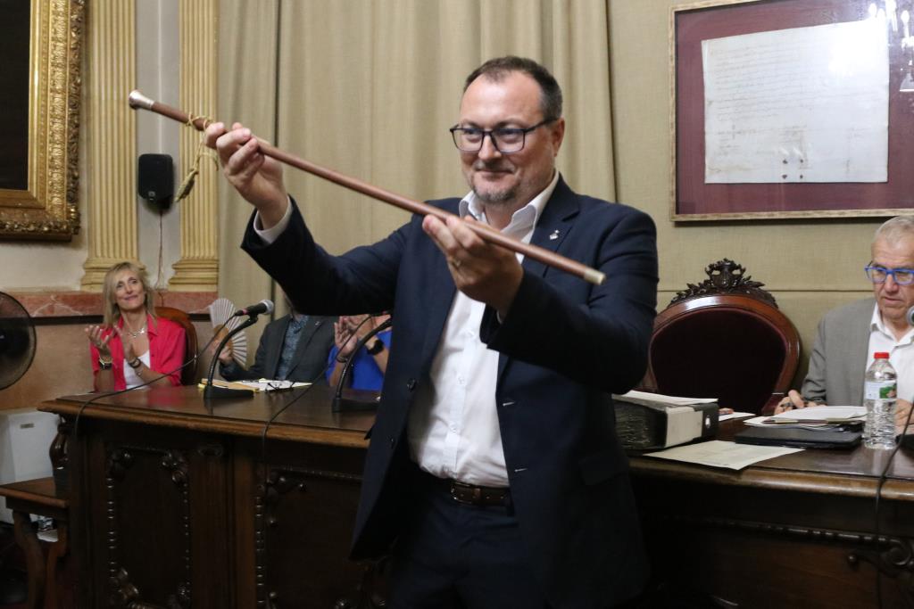 Juan Luis Ruiz (PSC) és investit alcalde de Vilanova i la Geltrú. Ajuntament de Vilanova