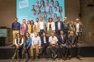 Junts per Sant Sadurní presenta una llista de 22 candidats per revalidar l'alcaldia de Ton Amat. Junts