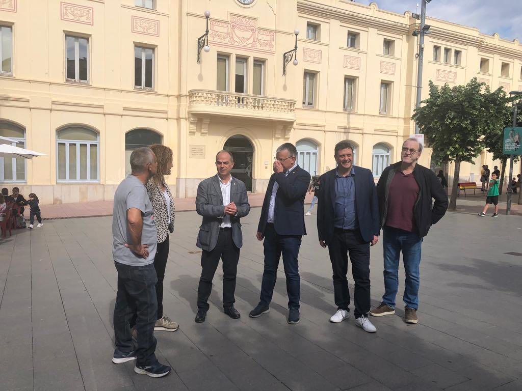 Junts per Sant Sadurní recull les necessitats d’empresaris i botiguers en una trobada amb Jordi Turull. Junts per Sant Sadurní 