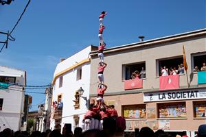 La Bisbal del Penedès es conforma amb els castells bàsics de 9 en una diada on han predominat els intents desmuntats