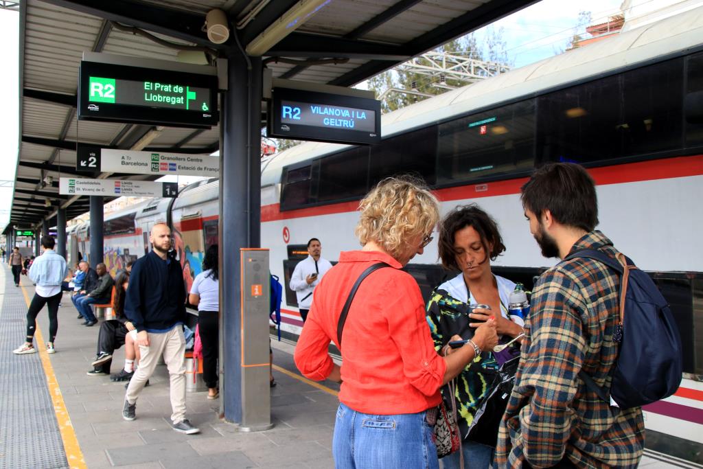 La Cambra calcula que l'avaria de l'R2 ha fet perdre 470.000 hores i ha afectat un milió de desplaçaments. ACN