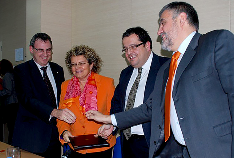 La Consellera de Sanitat, el Director del Servei Català de la Salut, l’Alcalde de Vilanova i el Gerent del Consorci Sanitari del Garraf. Eix