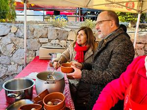 La Fira de Santa Llúcia supera les expectatives i arriba als arriba als 102.000 visitants