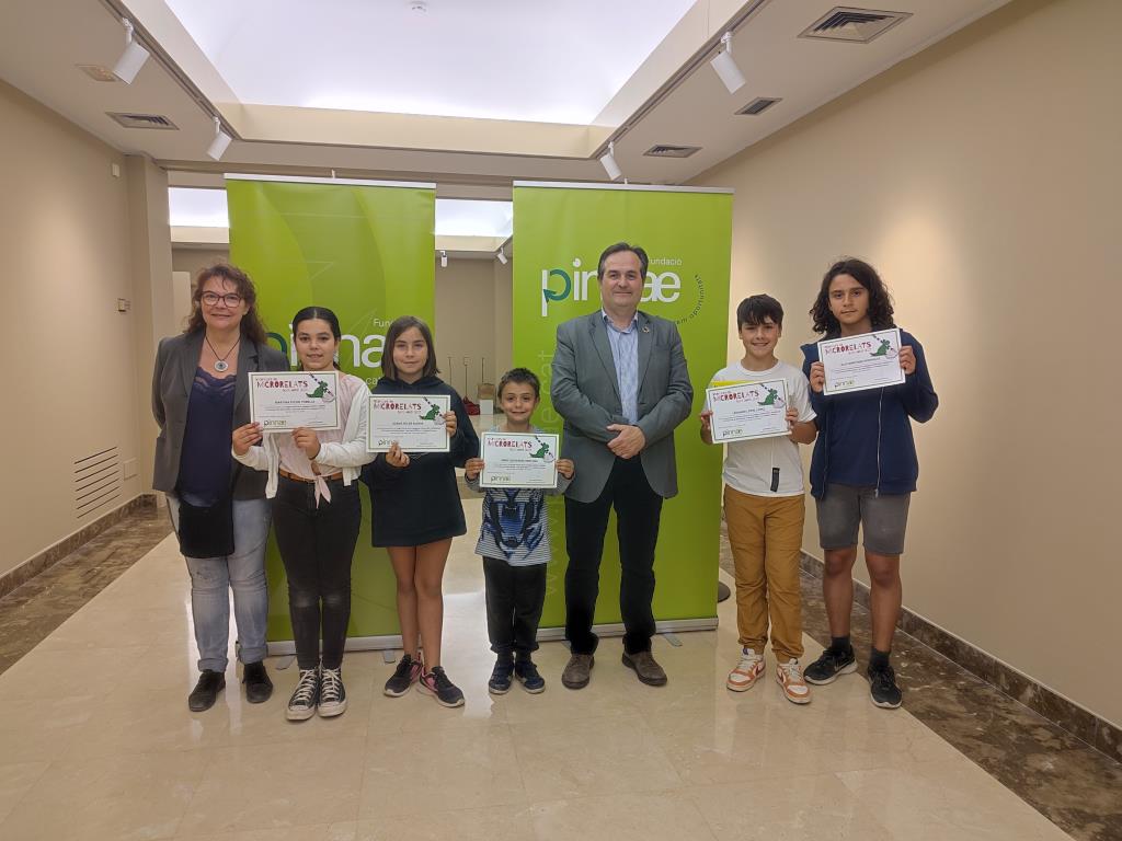 La Fundació Pinnae lliura els premis del IV Concurs de Microrelats. Fundació Pinnae