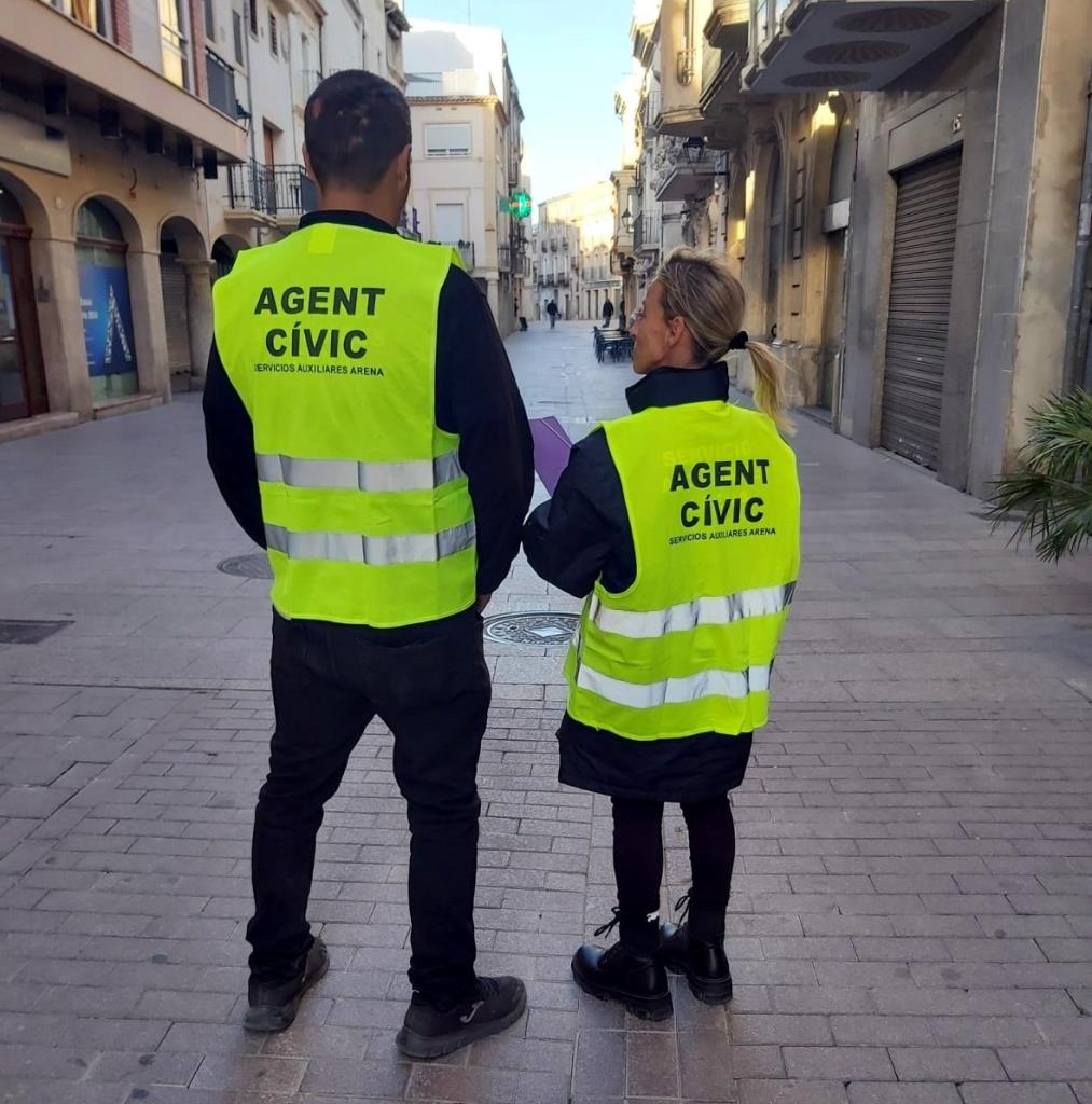 L'Ajuntament de l'Arboç contracta dos agents cívics per conscienciar sobre la recollida selectiva. Ajuntament de l'Arboç