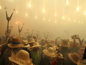 L'Ajuntament de Vilanova es compromet a treballar per blindar la celebració del Correfoc. Ajuntament de Vilanova