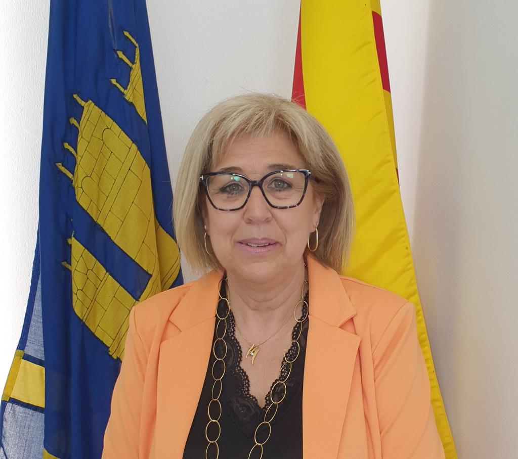 L’alcaldessa d’Olèrdola, Fina Mascaró, obre un nou canal directe d’atenció presencial a la ciutadania. Ajuntament d'Olèrdola