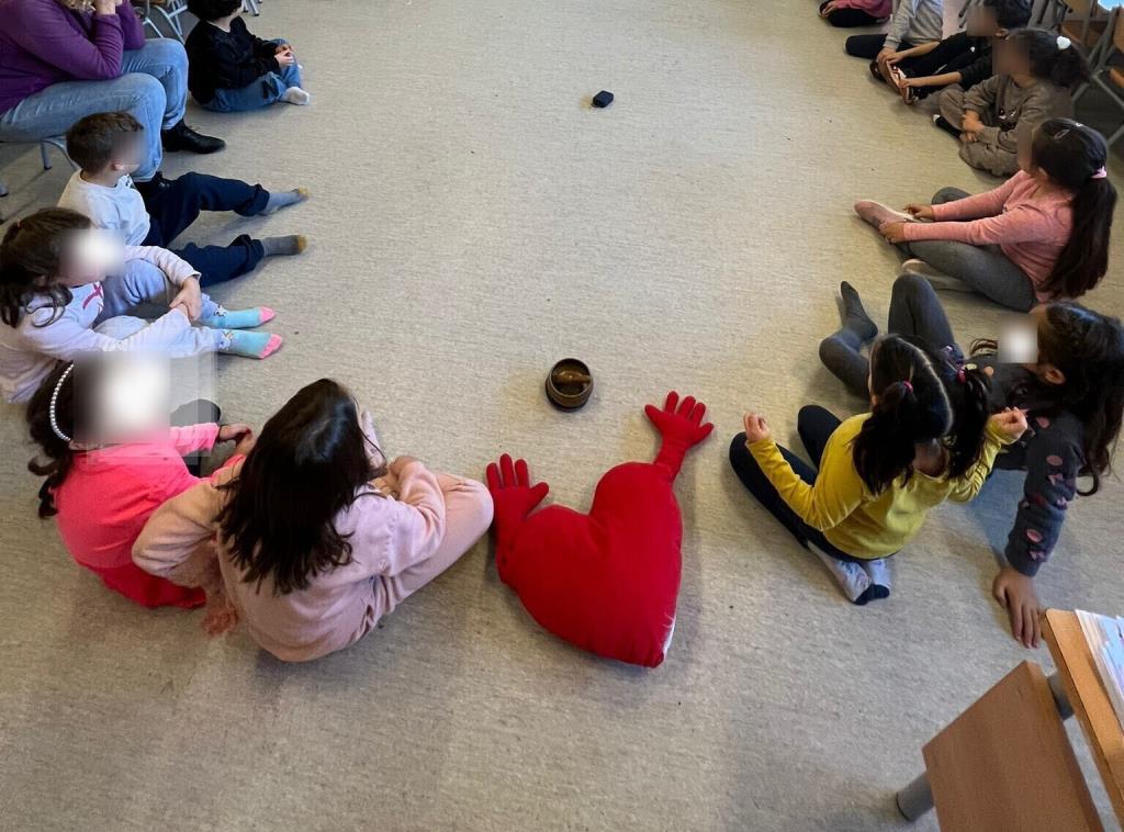 L’alumnat d’educació infantil de Sant Pere de Ribes reben sessions sobre gestió emocional. Ajt Sant Pere de Ribes