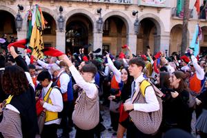 Les Comparses tornen a Vilanova i la Geltrú a tot color, amb públic i amb rècord històric de parelles