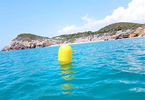 Les platges no vigilades de Sitges tindran unes boies intel·ligents per augmentar la seguretat d’aquests espais . Ajuntament de Sitges