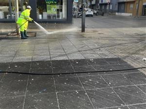 Les temperatures moderades compliquen la retirada dels caramels de Les Comparses