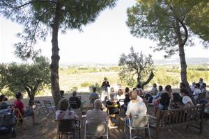 L’EVA amplia els marges i torna a omplir el territori de paraules. Roser Blanch