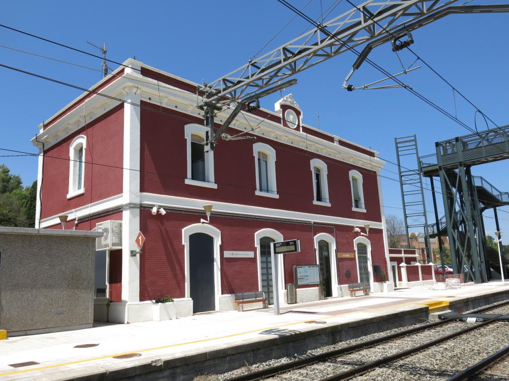 L'obra de l'ample estàndard obliga a tallar 4 caps de setmana els trens de l'R4 a l'estació barcelonina de la Granada. Generalitat de Catalunya