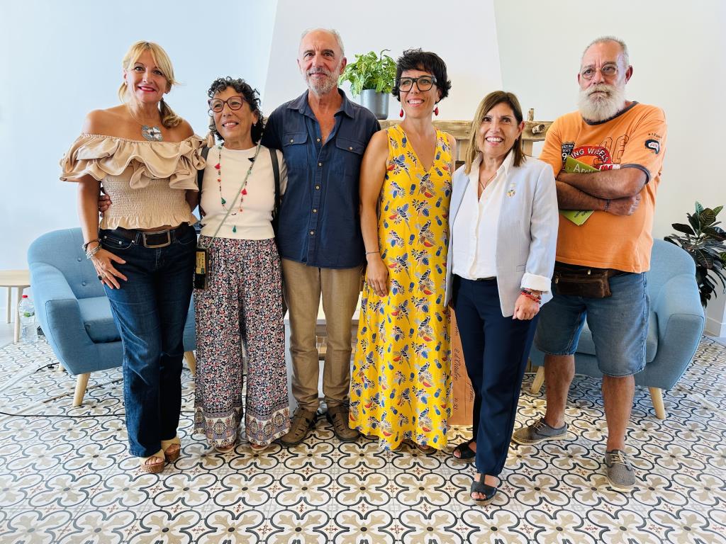 Mercedes Marco, Lourdes Martínez, Joan Nadal, Lourdes Roca, Rosa Huguet i  Ramon Pujolà . Ajuntament de Canyelles