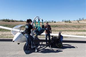 Més de 100 persones amb discapacitat gaudiran del plaer de volar a la 6a Jornada d’Aviació Adaptada. Assoc. Aviació Adaptada