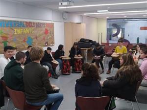 Més de 1.700 infants i adolescents de Vilanova participen als tallers d'adquisició d'eines de gestió emocional. Ajuntament de Vilanova