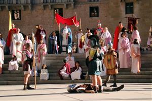 Més de 900 figurants d'arreu del país protagonitzen un pessebre vivent gegant a Montserrat 