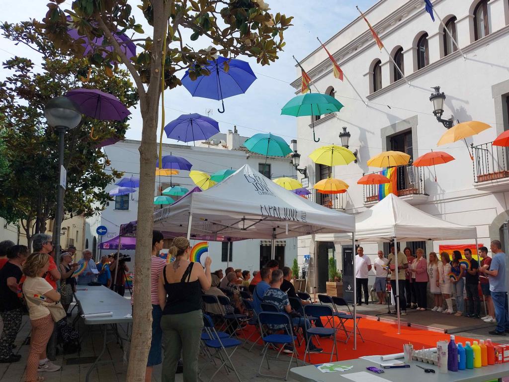 Nou servei d'atenció en línia per a persones LGTBI+ de Canyelles, Cubelles i Olivella. CC Garraf