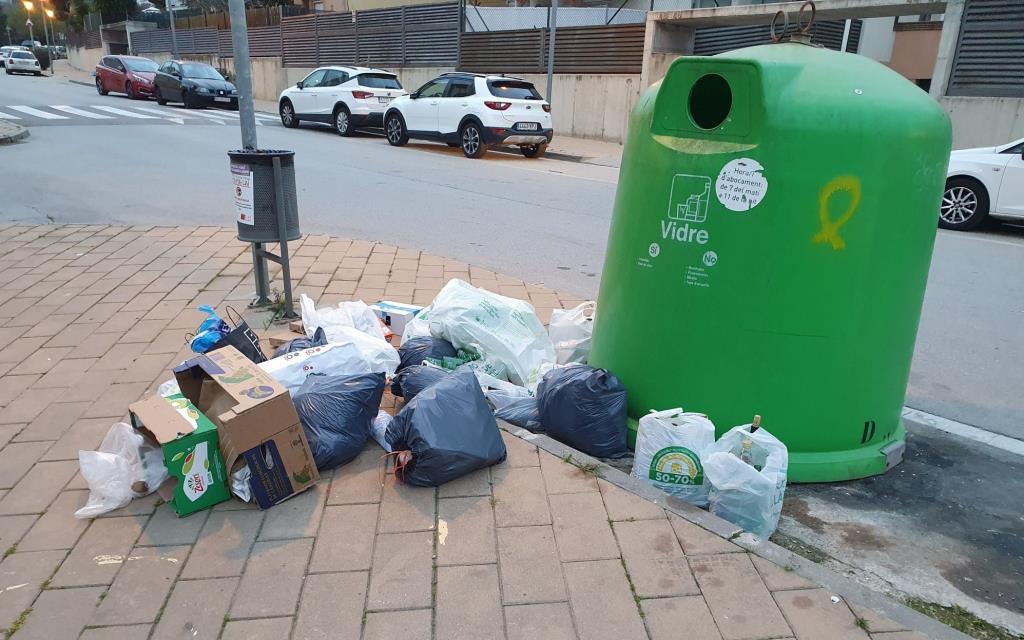 Nova campanya de civisme per millorar la recollida selectiva i la gestió dels residus. Ajt Sant Sadurní d'Anoia
