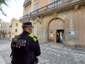Obren amb normalitat els col·legis electorals de Sitges