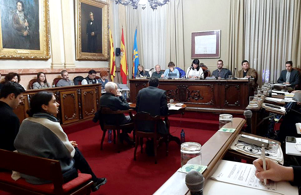 Ple de l'Ajuntament de Vilanova. Eix