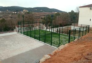 Pontons inaugura una pista de pàdel